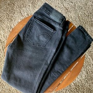 Black Levi Super Skinny Jeans